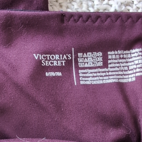 Victoria's Secret Rich Plum Leggings - Picture 2 of 4